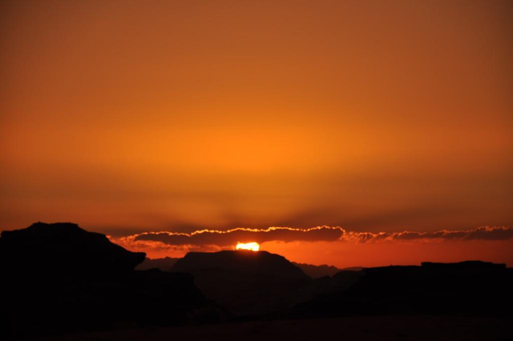 Wadi Rum Starlight Camp 외부 사진